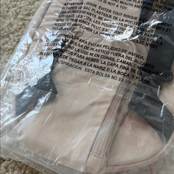 NWT! Puma Cream Sling Backpack (Beige) - Picture 8 of 8